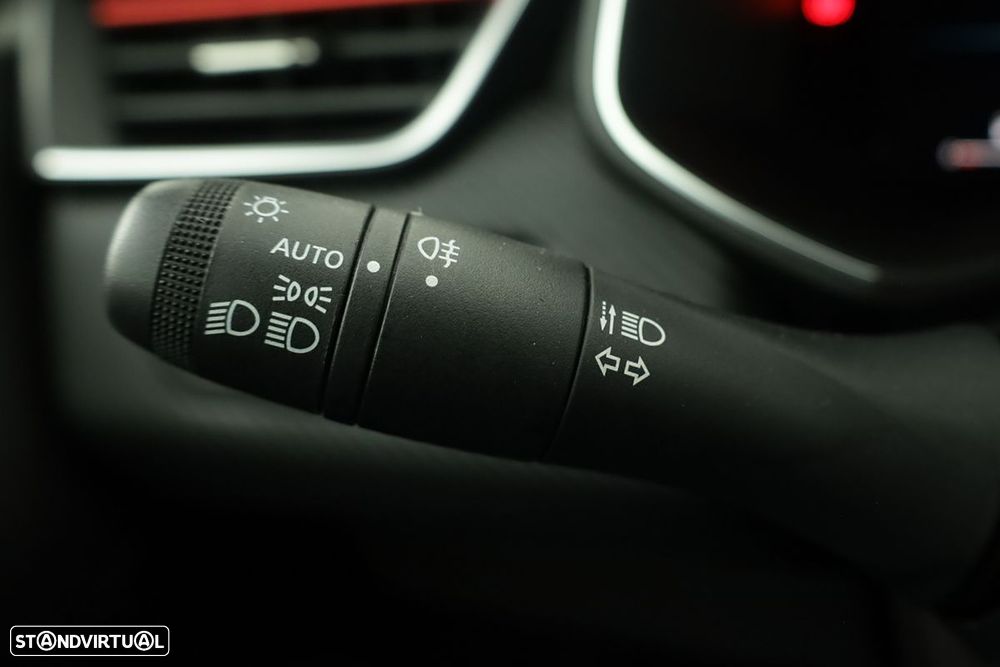 Renault Clio 1.0 TCe RS Line - 17