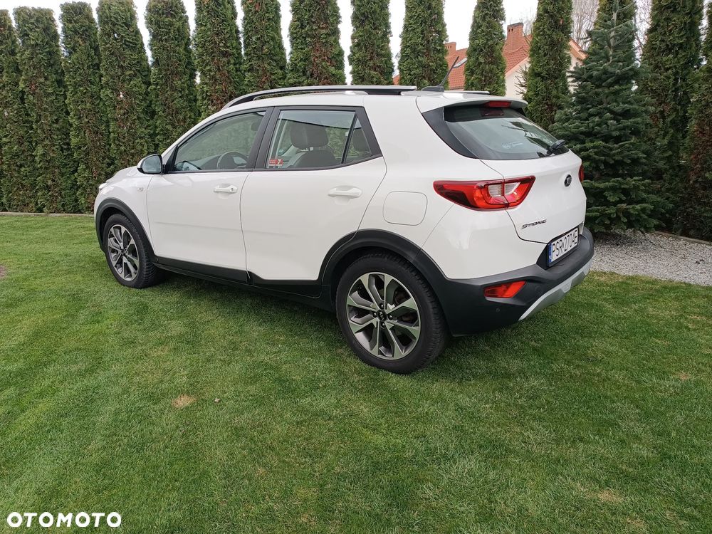 Kia Stonic 1.6 CRDi SCR L - 18