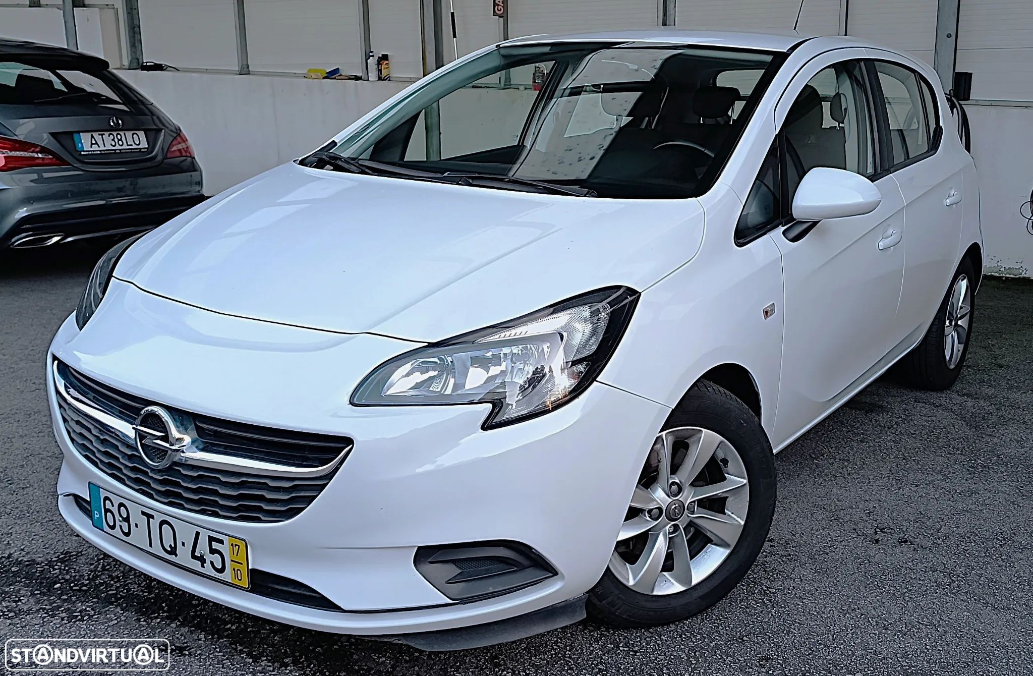 Opel Corsa 1.3 CDTi Business Edition - 1
