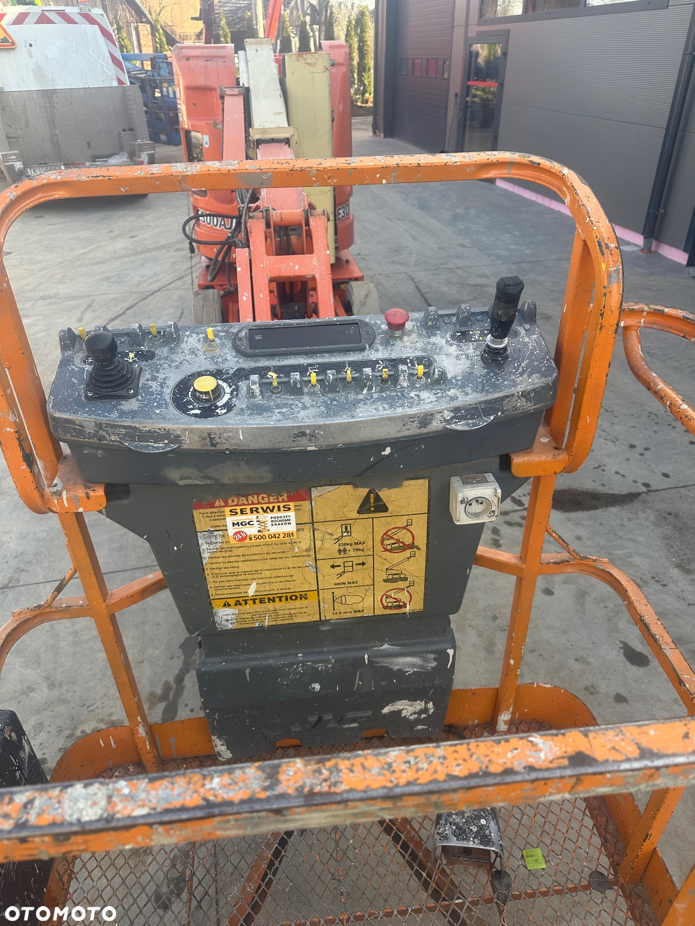 JLG E 300 AJP - 7