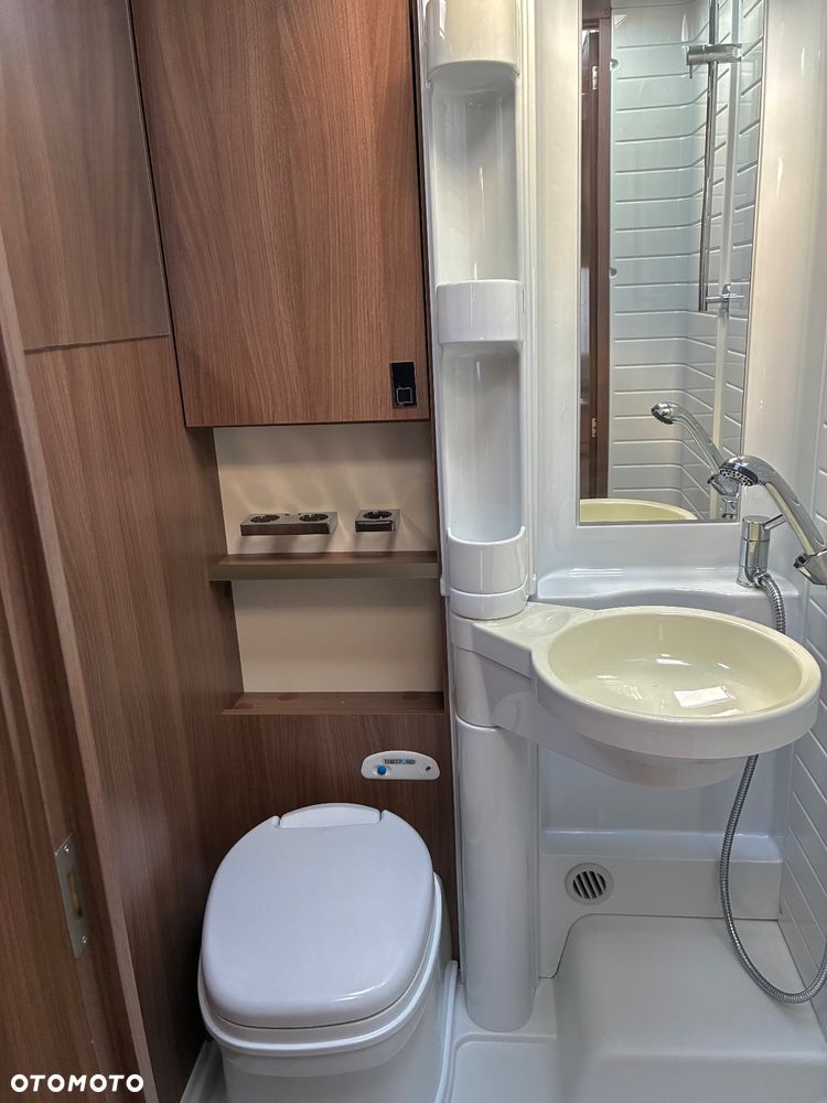 Burstner Averso top 485ts - 27