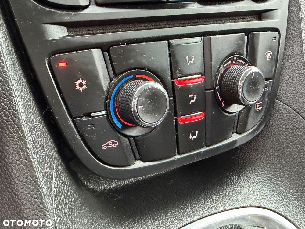 Opel Meriva - 19