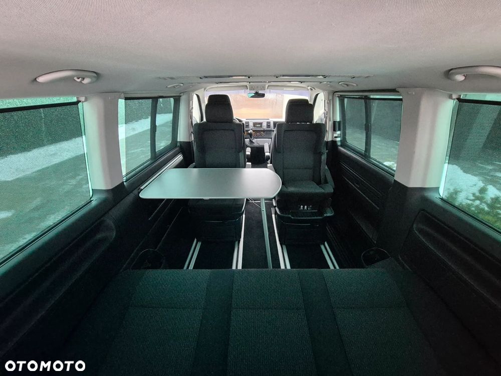 Volkswagen Multivan 2.0 TDI L1 Comfortline DSG - 12