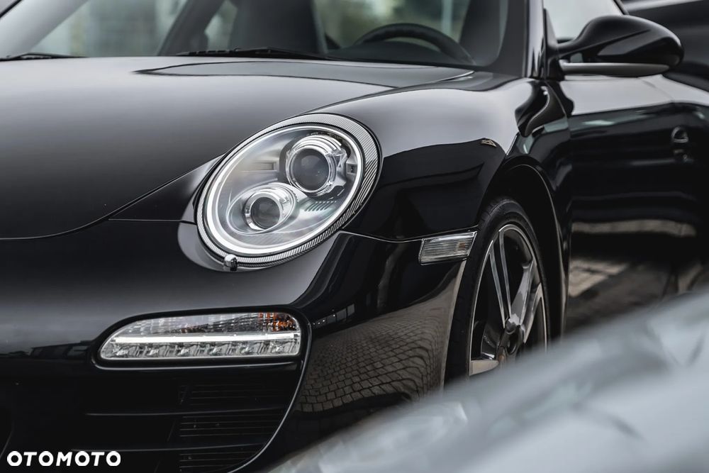 Porsche 911 Carrera PDK - 17