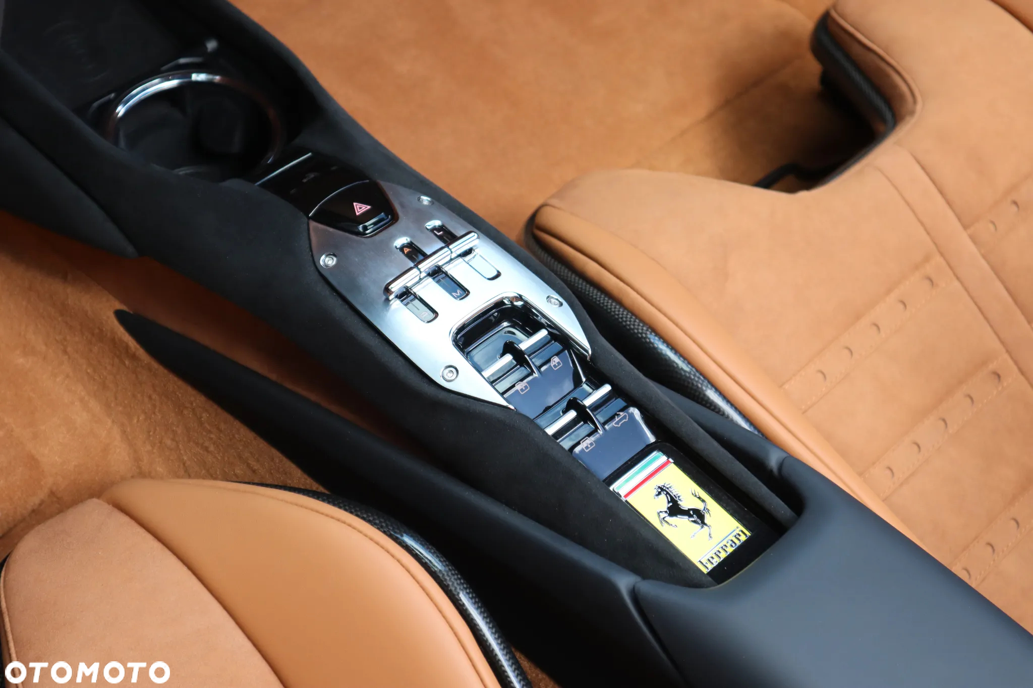 Ferrari 296 GTS - 16