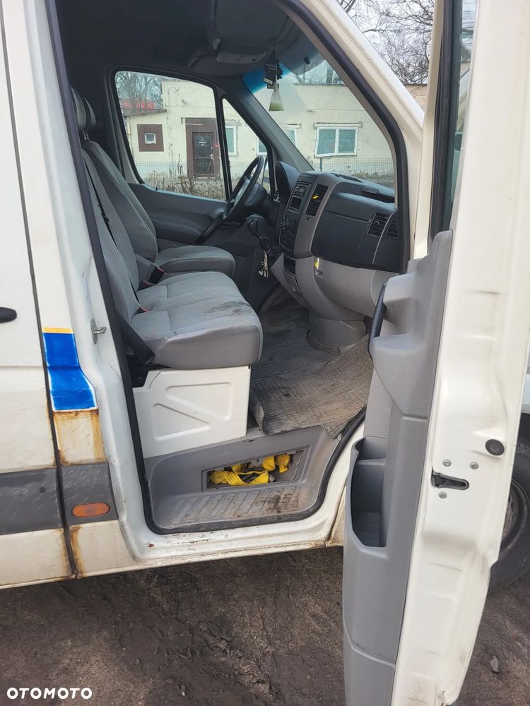 Volkswagen Crafter - 13