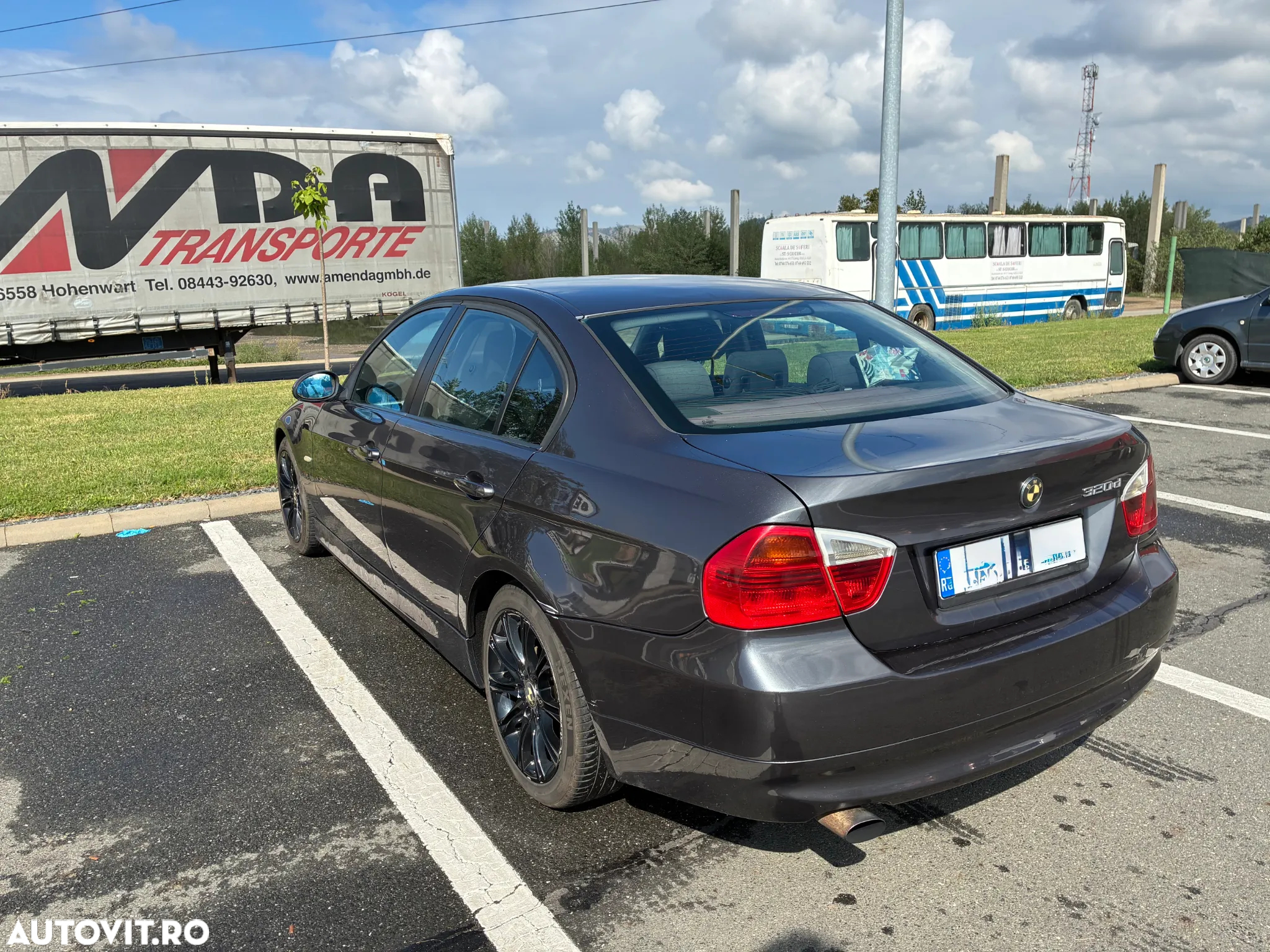 BMW Seria 3 320d - 10