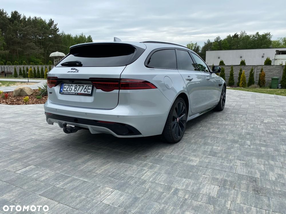 Jaguar XF - 11