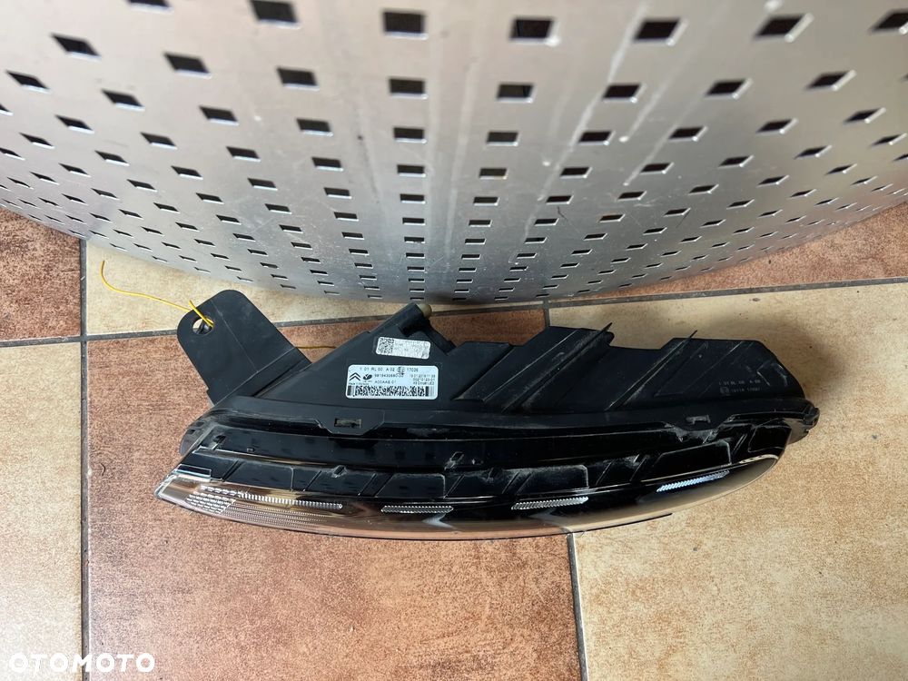 LAMPA PRAWA LEWA DO JAZDY DZIENNEJ DRL CITROEN BERLINGO III IV 9819435580 9819435680  2018 - 2021 - 7
