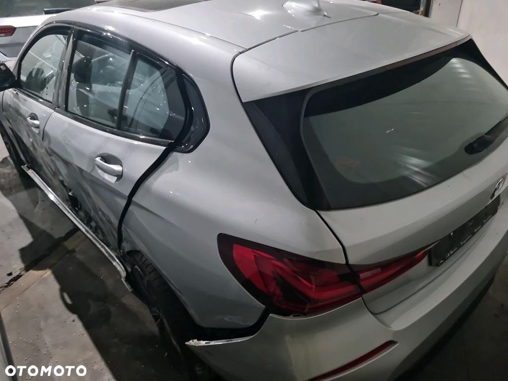 BMW Seria 1 118d Business Edition sport - 19