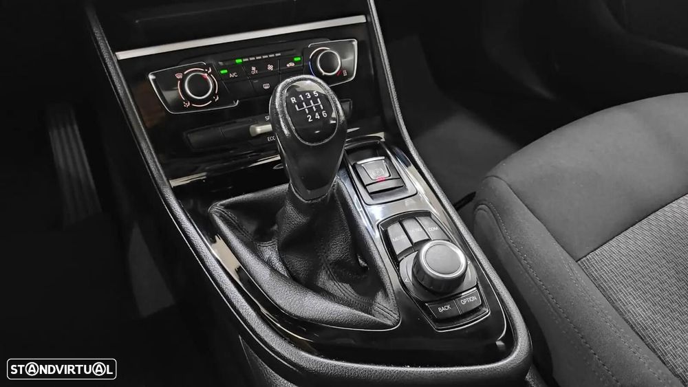 BMW 216 Active Tourer - 36