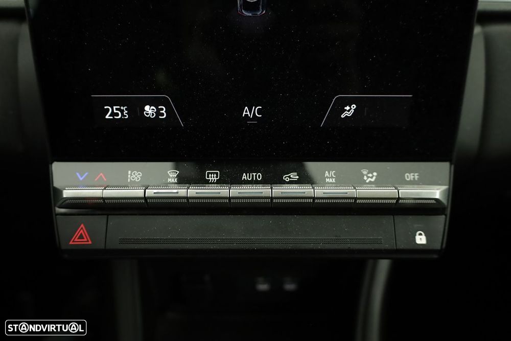 Renault Captur 1.0 TCe Techno Bi-Fuel - 12