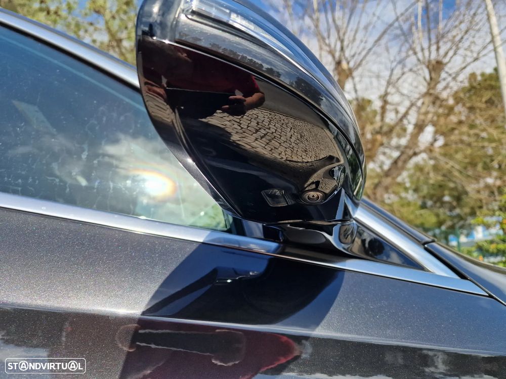 Mercedes-Benz E 300 de 4Matic T 9G-TRONIC AMG Line - 47