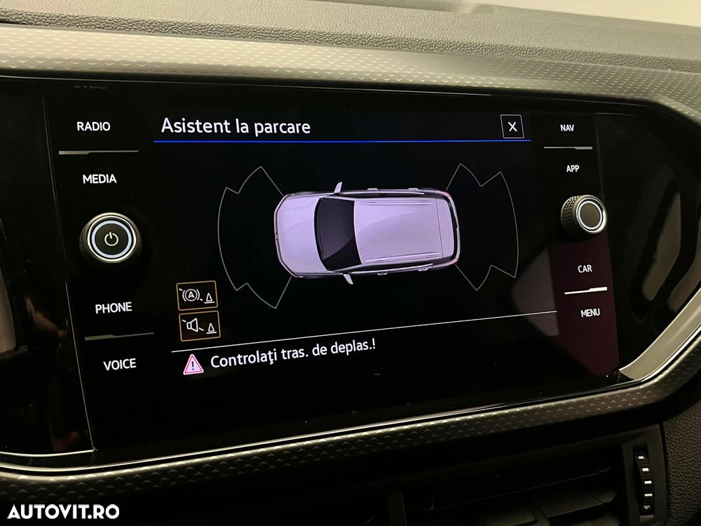 Volkswagen T-Cross - 15