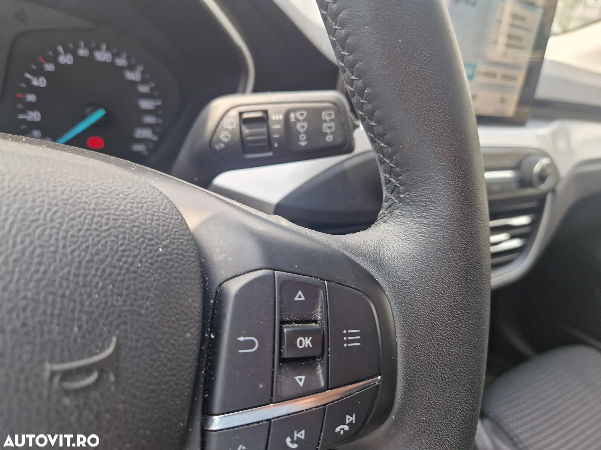Ford Focus 1.5 EcoBlue Connected - 13