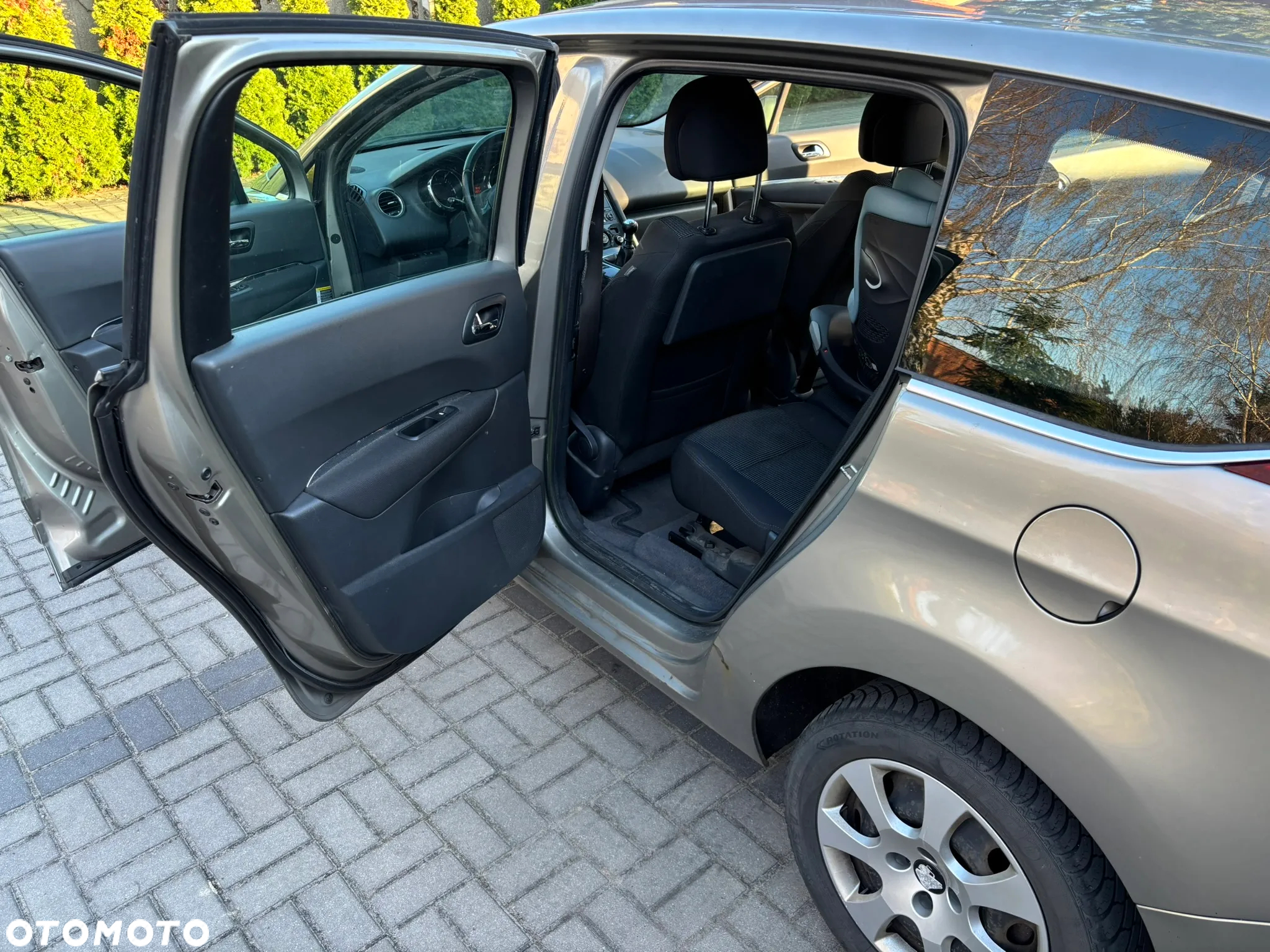 Peugeot 5008 - 7