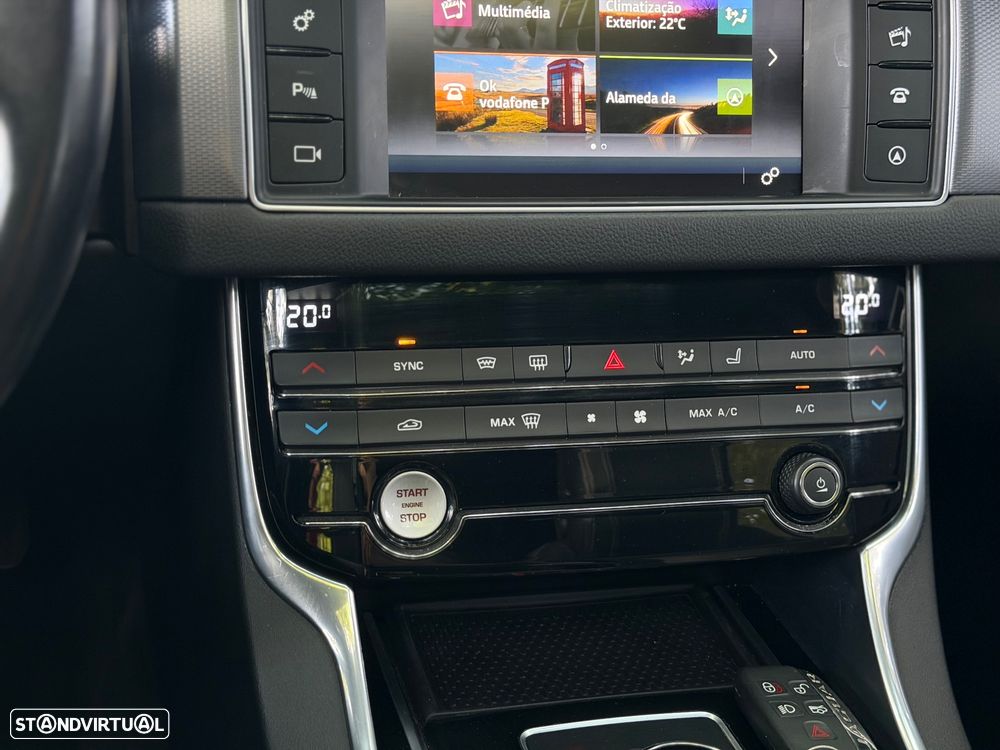 Jaguar XF 20d AWD Aut. R-Sport - 16