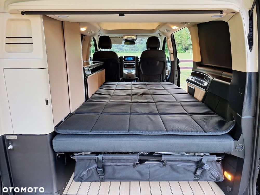 Mercedes-Benz Klasa V - 34