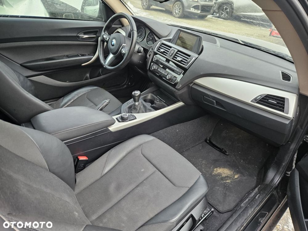 BMW Seria 2 218i Sport Line - 9