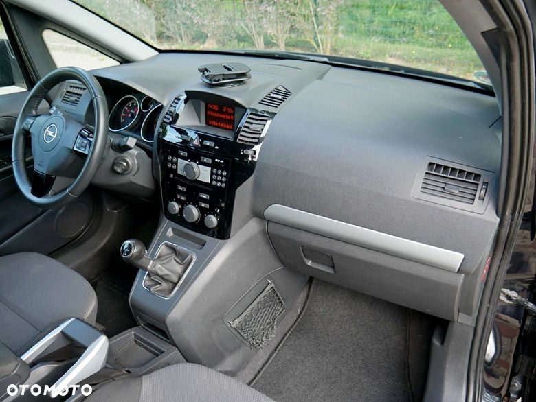 Opel Zafira 1.8 Innovation 110 Jahre - 6
