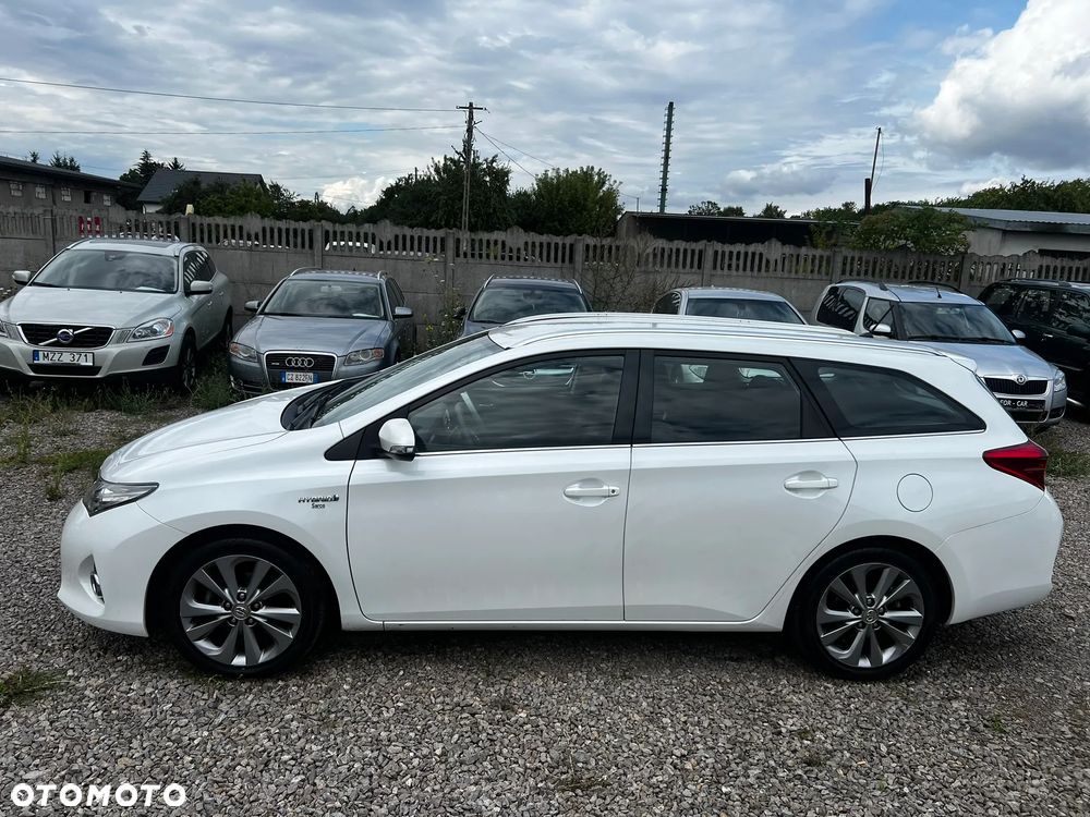 Toyota Auris - 12