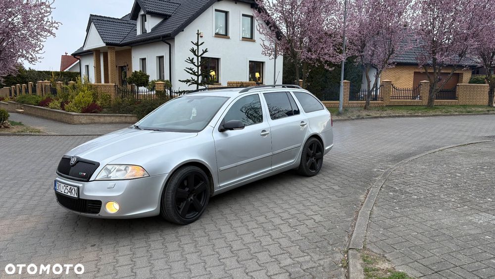 Skoda Octavia 2.0 TDI RS - 2