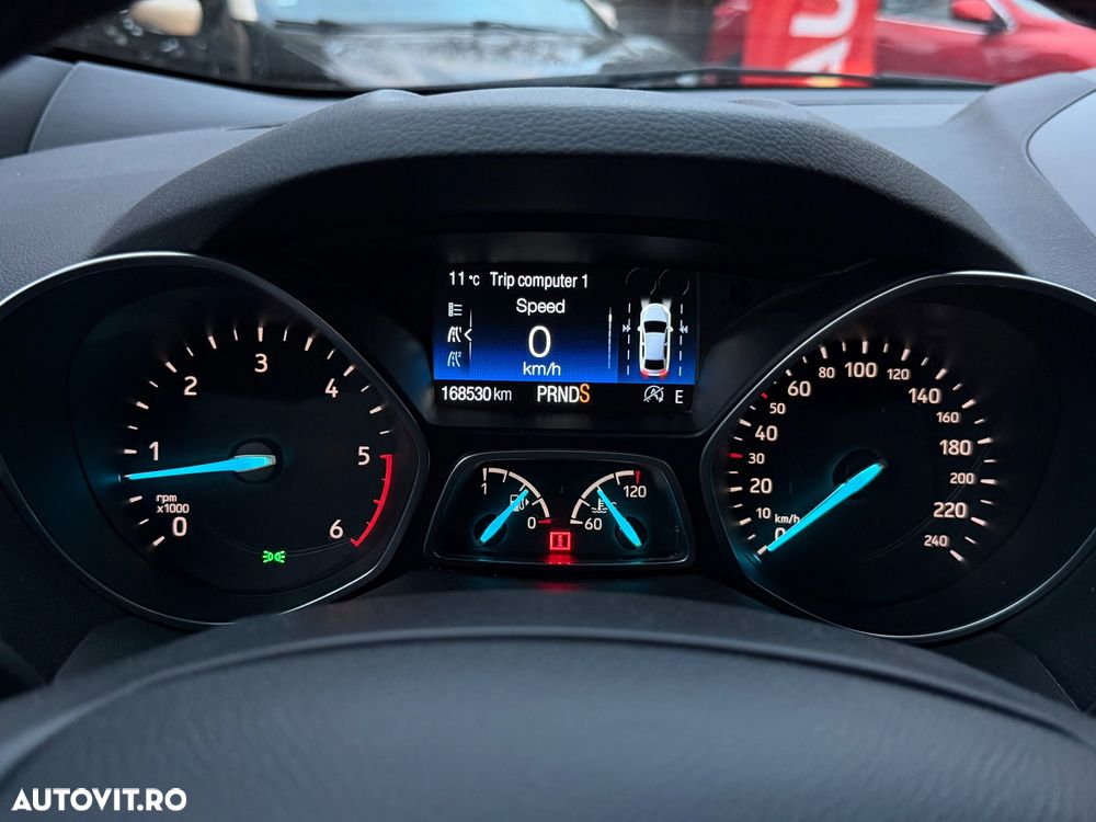 Ford Kuga 2.0 TDCi 4x4 Aut. ST-Line - 20