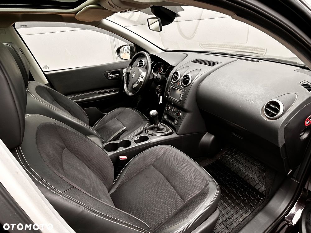 Nissan Qashqai 1.6 Tekna - 26