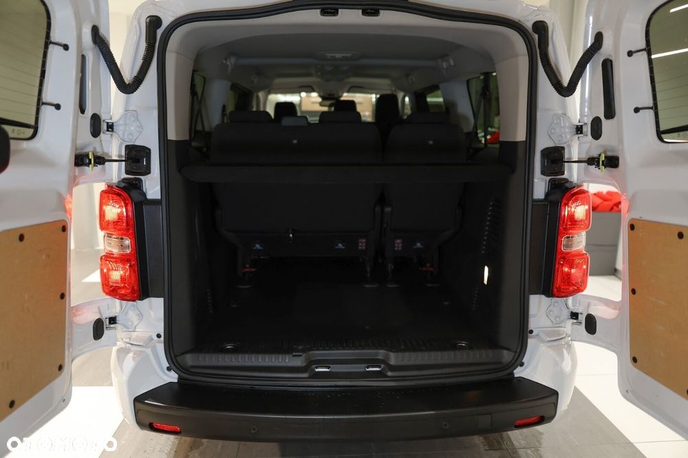 Toyota Proace Verso - 12