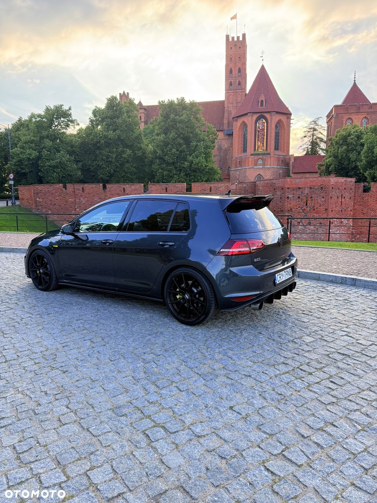 Volkswagen Golf 2.0 TSI BMT GTI Performance DSG - 9