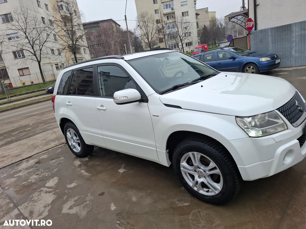 Suzuki Grand Vitara 1.9 DDIS JLX Navi - 3