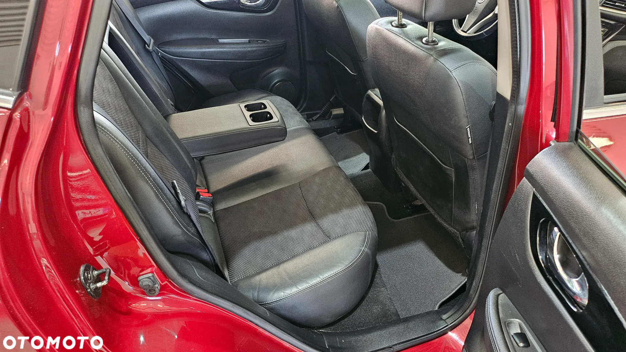 Nissan Qashqai 1.2 DIG-T Tekna - 28