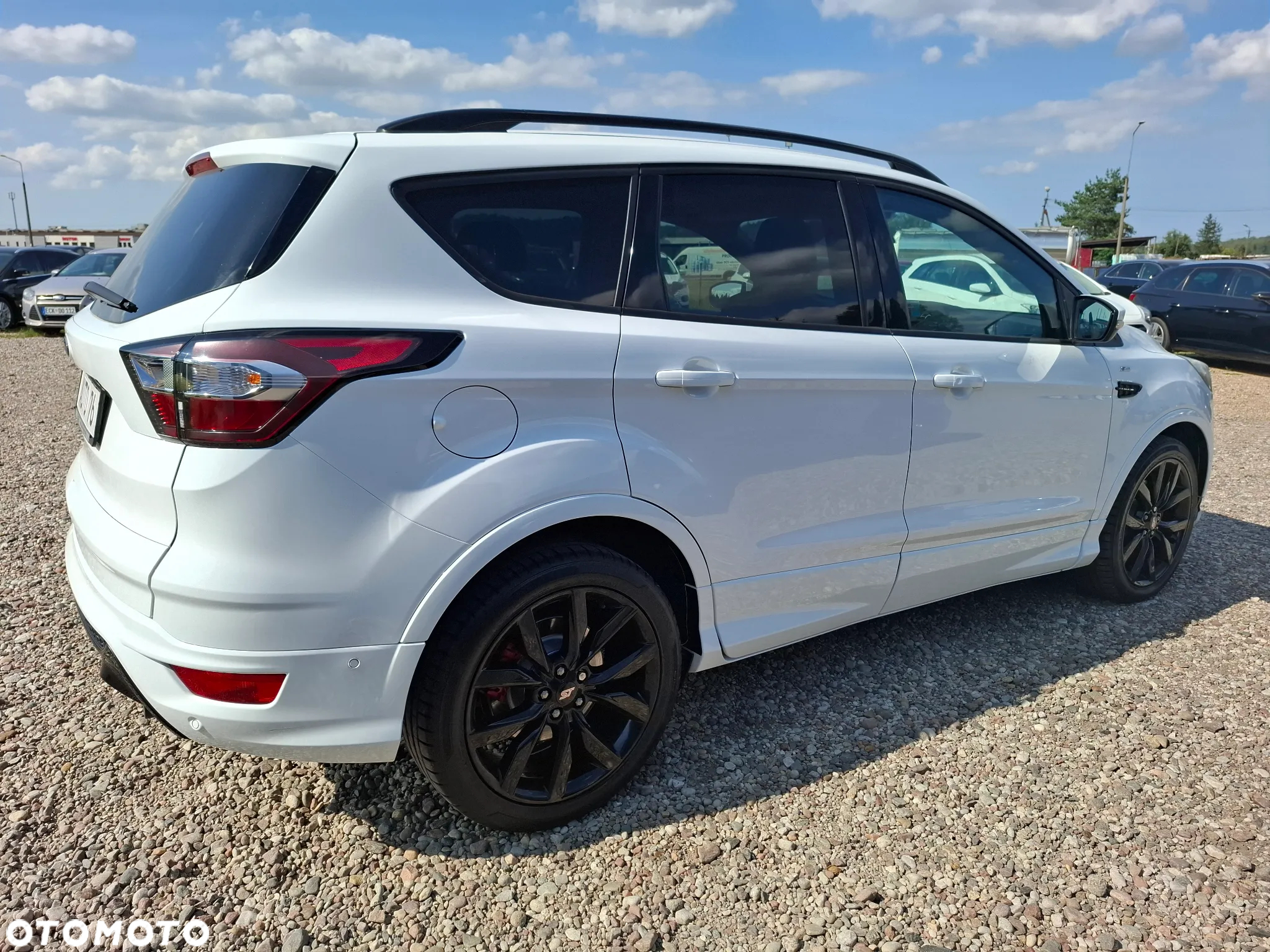 Ford Kuga 2.0 TDCi 2x4 ST-Line - 14