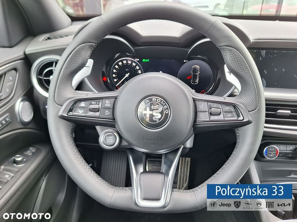 Alfa Romeo Stelvio - 18