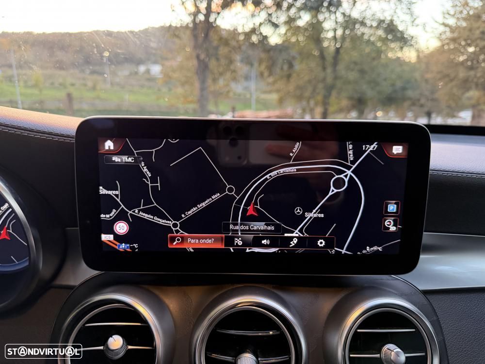 Mercedes-Benz GLC 220 d 4Matic 9G-TRONIC AMG Line Plus - 31