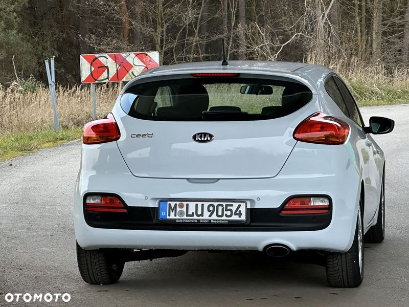 Kia ProCeed - 5