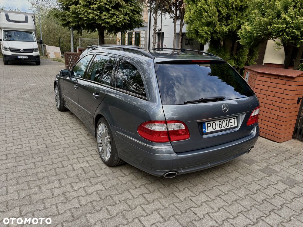 Mercedes-Benz Klasa E 320 CDI 4-Matic T Avantgarde - 2