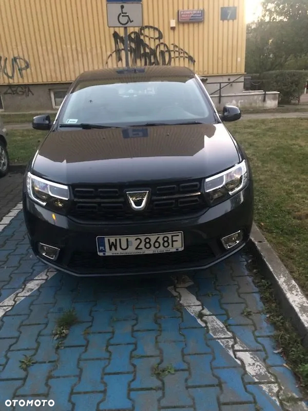 Dacia Sandero 1.2 16V Laureate - 2