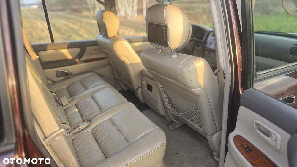 Toyota Land Cruiser 4.7 V8 - 25