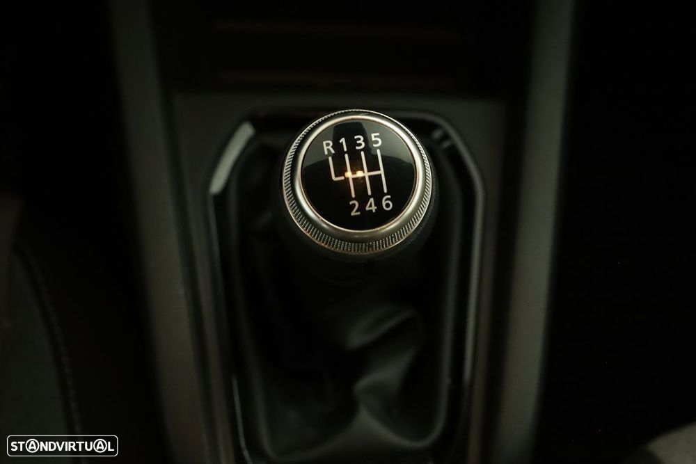 Renault Clio 1.0 TCe Evolution - 12