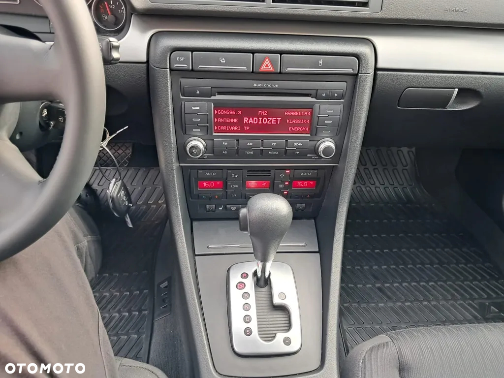 Audi A4 Avant 2.0 TDI DPF multitronic - 17