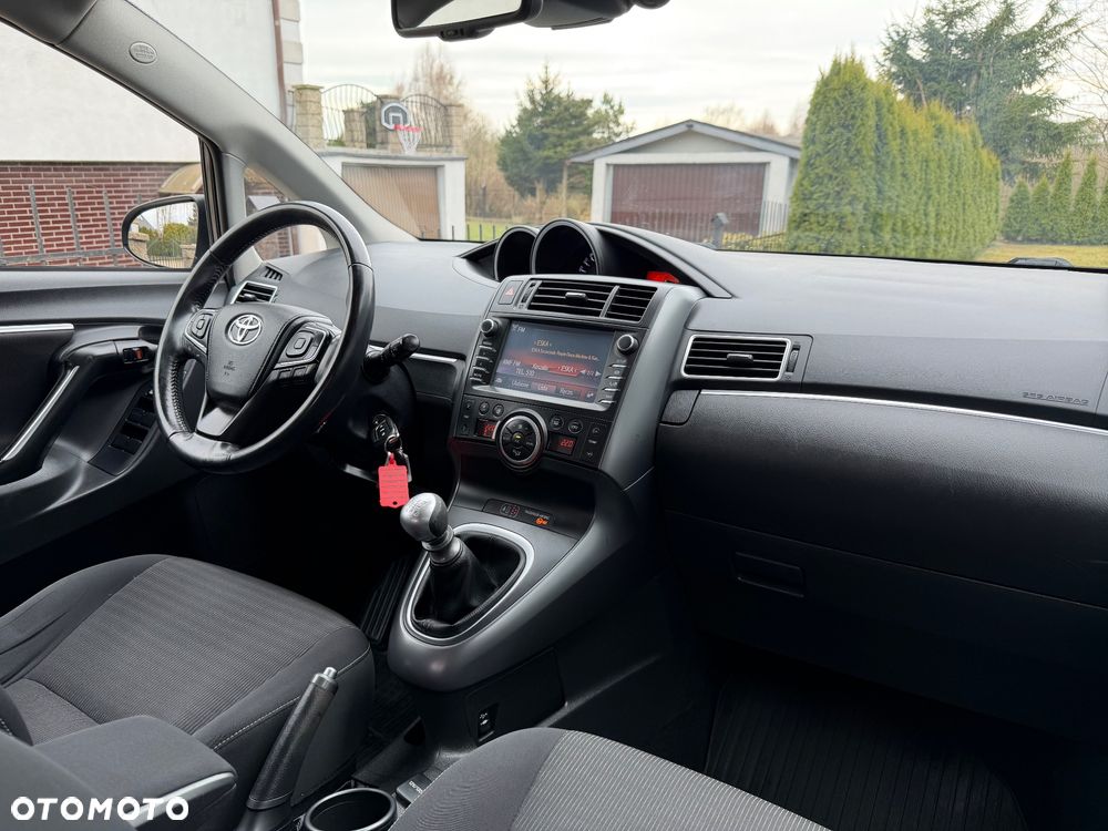 Toyota Verso 1.8 7-Sitzer Executive - 15