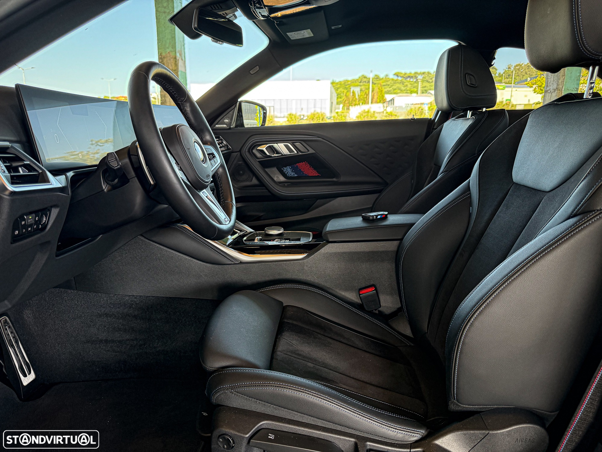 BMW M240i xDrive Auto - 26
