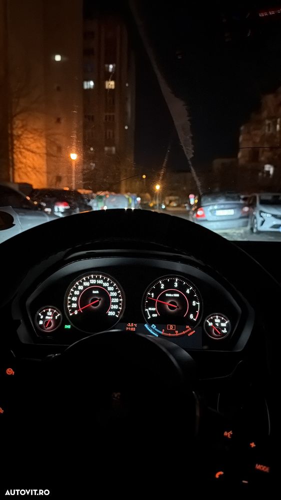 BMW Seria 3 320d xDrive Sport-Aut. Sport Line - 13