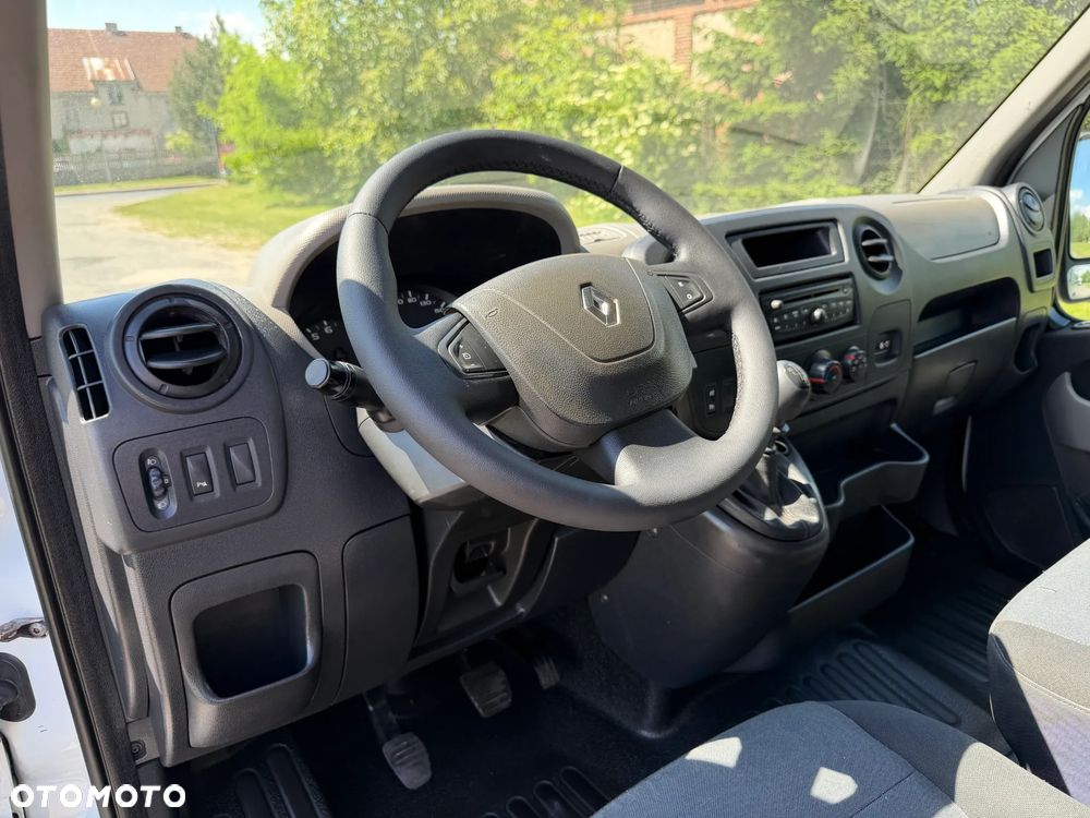 Renault Master * 2.3 / 125KM * L2H2 * Średni / Podwyższany * Furgon / Blaszak * - 27