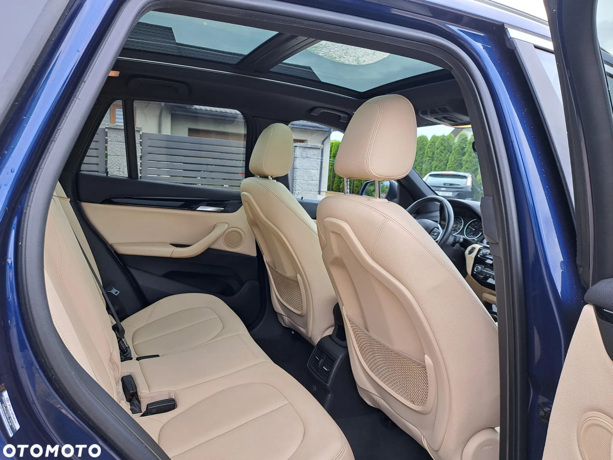 BMW X1 - 13