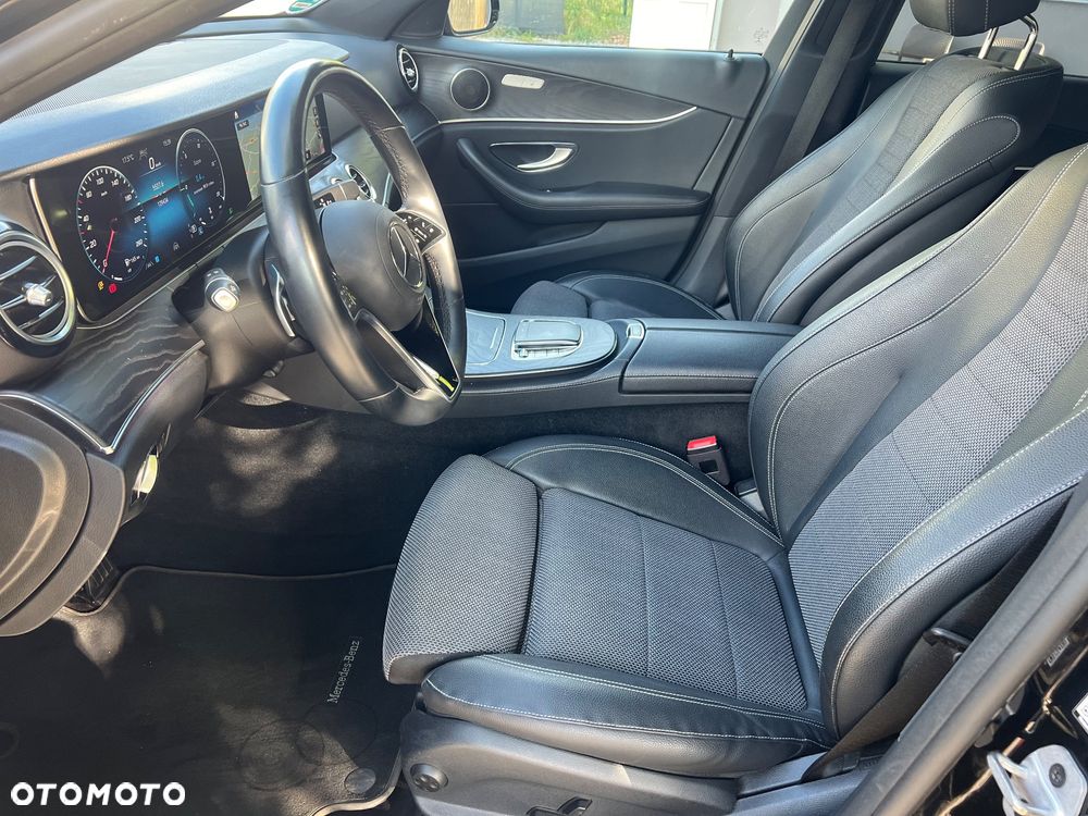 Mercedes-Benz Klasa E 220 d 9G-TRONIC Sportstyle Edition - 17