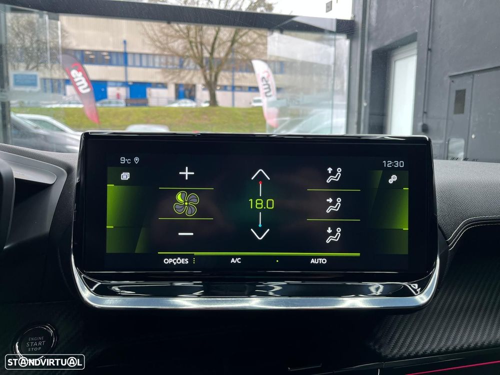 Peugeot 208 PureTech 130 EAT8 GT Pack - 16