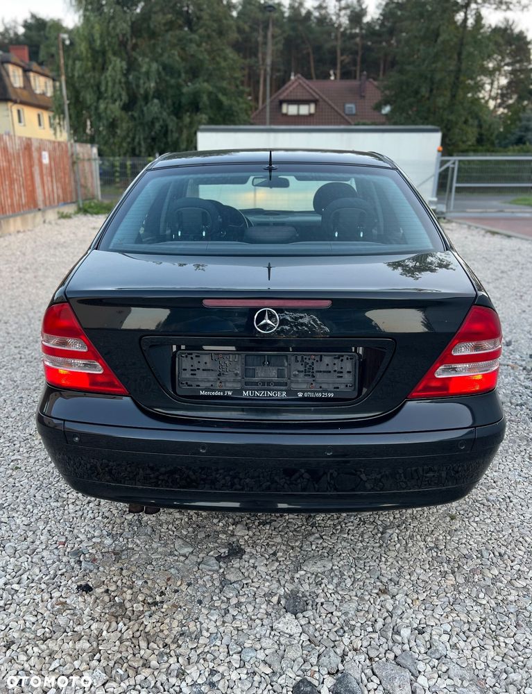 Mercedes-Benz Klasa C 180 Kompressor Classic - 6