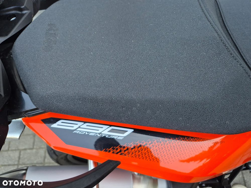 KTM Adventure 890 - 17